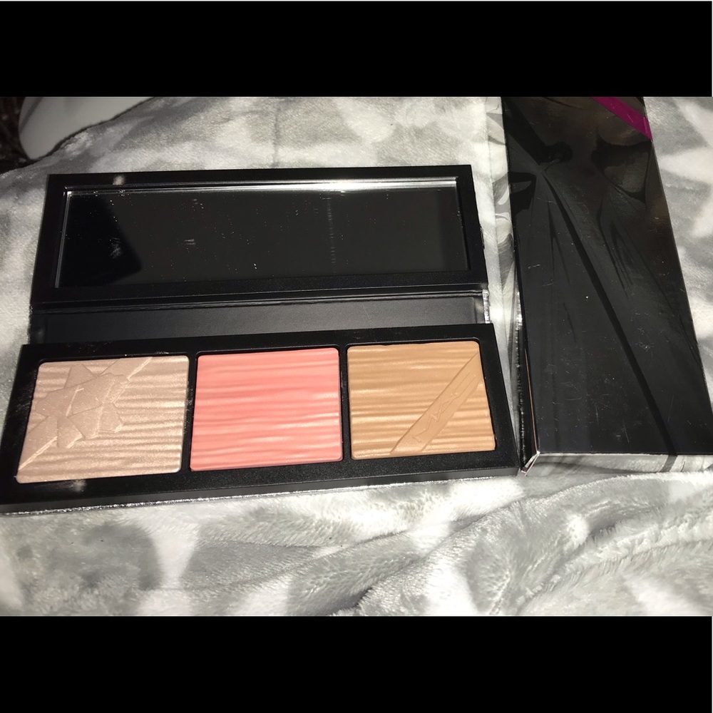 Mac pretty things face trio